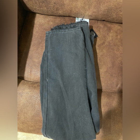 Black Rewash Brand Jeans - Picture 2 of 4